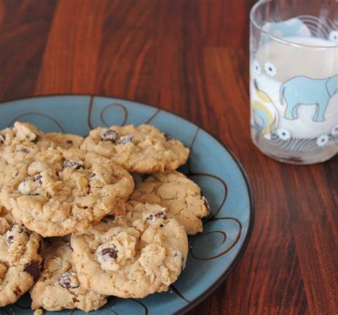 recipe-old-fashioned-cowboy-cookies-off-the image
