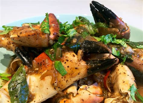 singapore-black-pepper-crab-food-and-stuff image