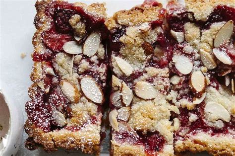 gluten-free-strawberry-almond-tart image