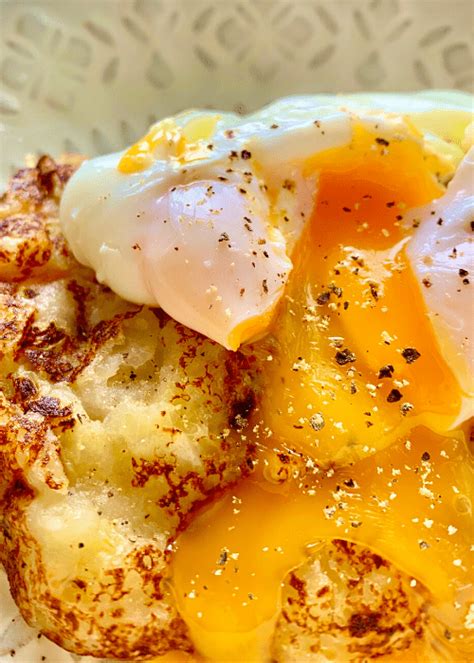 traditional-bubble-squeak-recipe-with-a-poached-egg image
