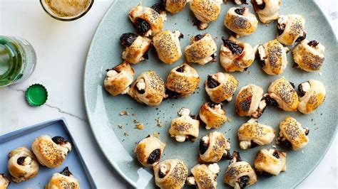 59-vegetarian-appetizers-and-hors-doeuvres-epicurious image