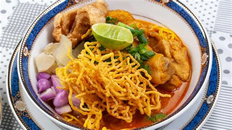khao-soi-recipe-authentic-northern-thai-creamy-curry image