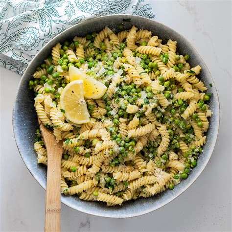 easy-lemony-spring-pea-pasta-simply-delicious image