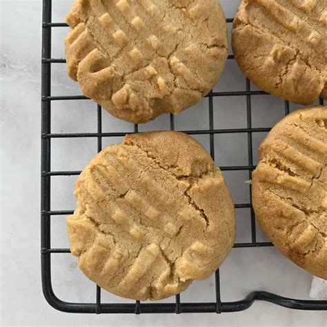 easy-ginger-nut-biscuits-recipe-create-bake-make image