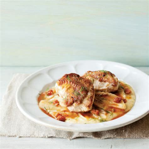 braised-chicken-and-fennel-with-creamy-polenta image