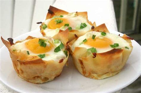 baked-eggs-in-wonton-cups-diabetes-strong image