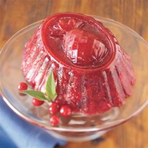 classic-molded-cranberry-sauce-williams-sonoma image