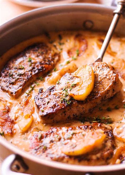 pork-chops-with-apples-and-cider image