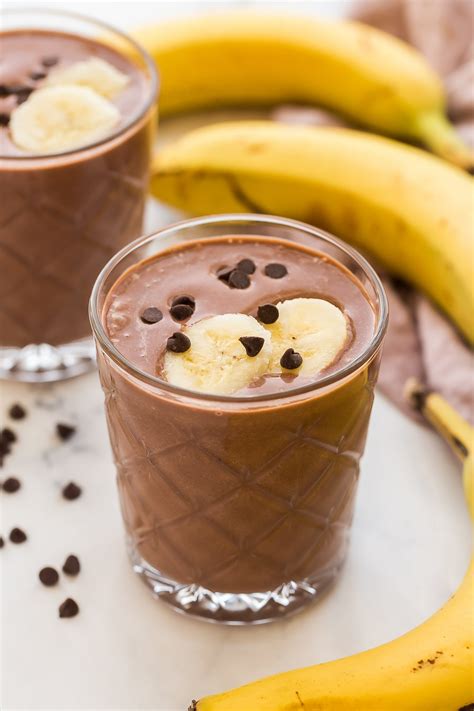 healthy-chocolate-peanut-butter-smoothie-the image