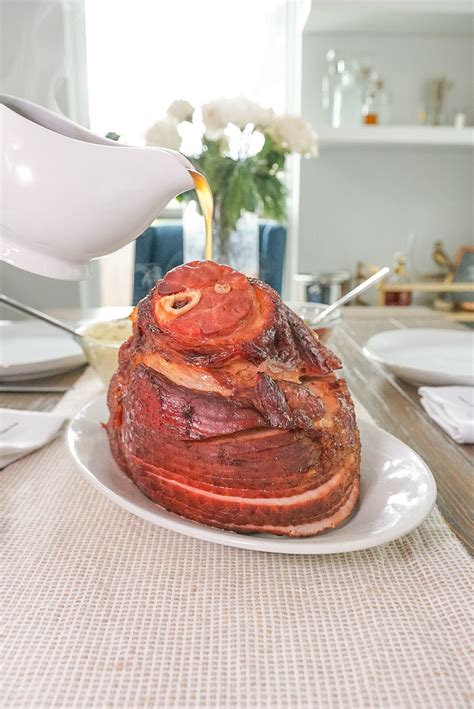 ham-with-ham-gravy-couple-in-the-kitchen image
