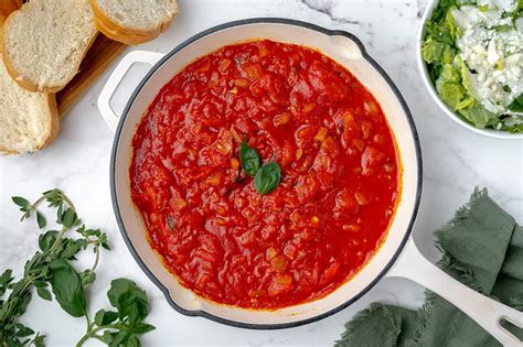 best-spicy-marinara-sauce-recipe-pasta-sauce-with-a image
