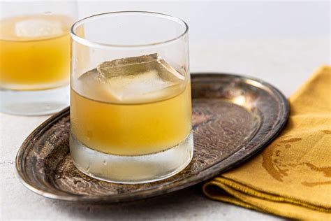 32-best-citrus-cocktail-recipes-the-spruce-eats image