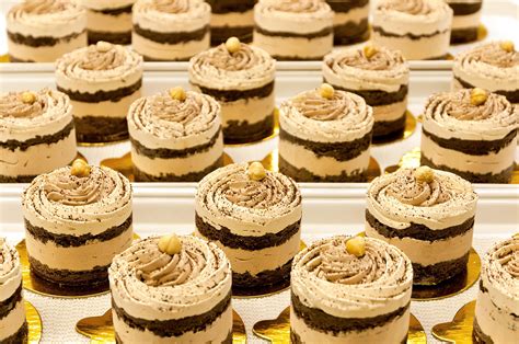 rich-creamy-chocolate-custard-cake-filling image