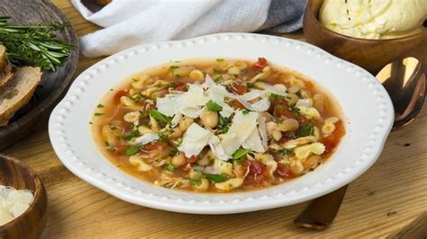 recipe-chicken-and-bean-soup-cbc-life image