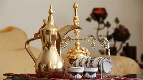 how-to-make-arabic-coffee-the-perfect-drink-for-fans image