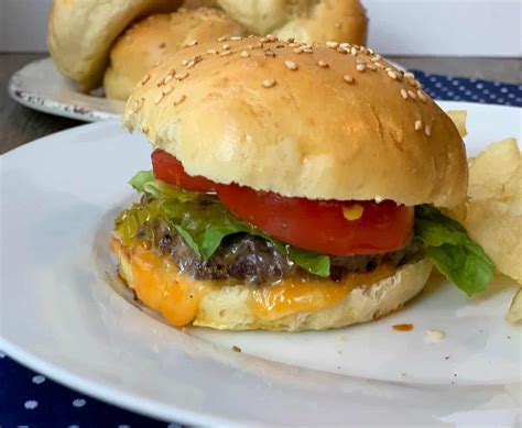 homemade-sesame-hamburger-buns-hot-rods image