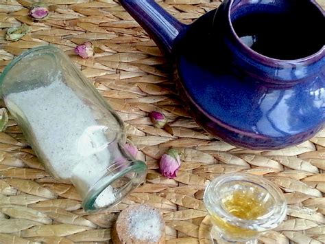 10-elderflower-recipes-and-uses-herbal-academy image