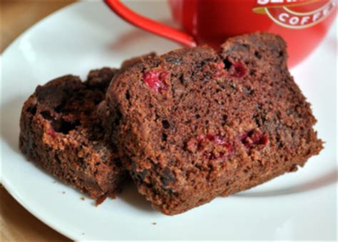 double-chocolate-chip-cranberry-bread-baking-bites image