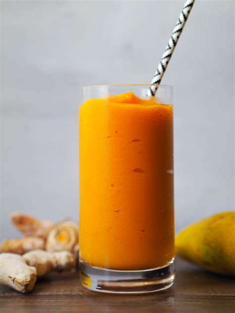 turmeric-mango-smoothie-recipe-rachael-hartley image