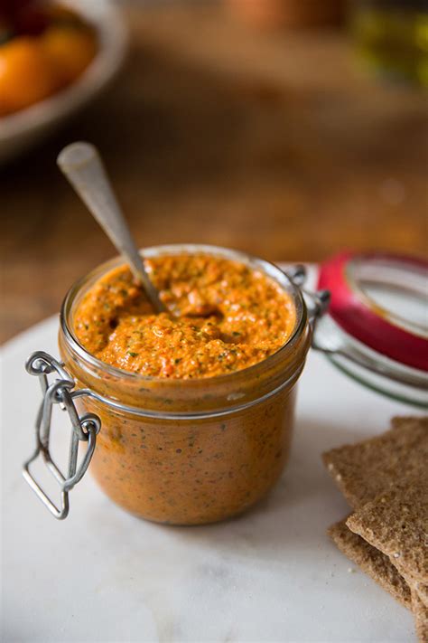 how-to-make-roasted-red-pepper-pesto-drizzle-and-dip image