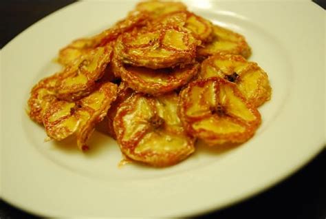baked-banana-chips-recipe-0-points-laaloosh image