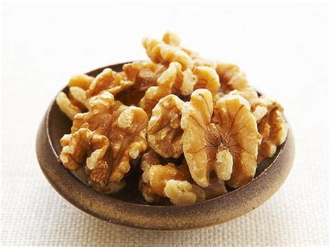 cream-cheese-dried-fig-and-walnut-spread-cookstrcom image