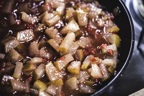 slow-cooker-stewed-fruit-recipe-with-pears-and-apricots image