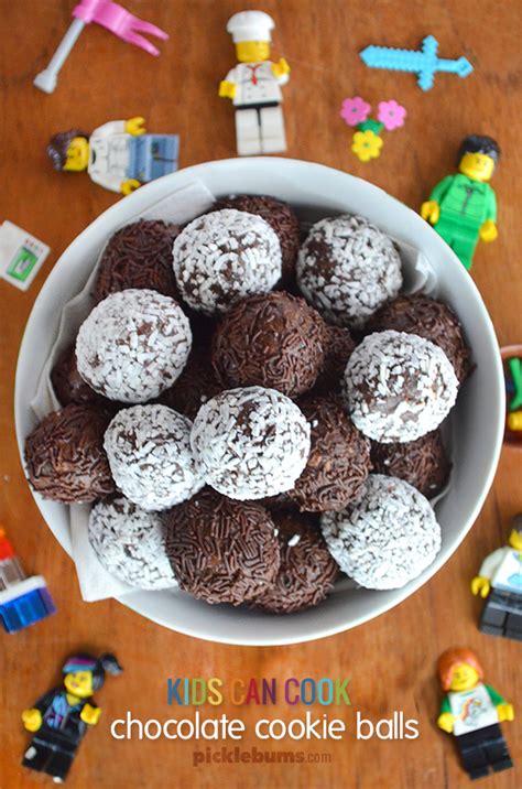 easy-chocolate-cookie-balls-two-ways-picklebums image