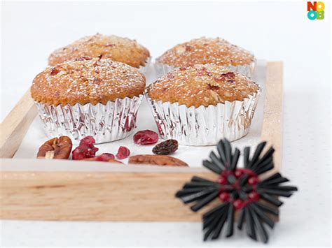 christmas-muffins-recipe-cranberries-pecans-orange image