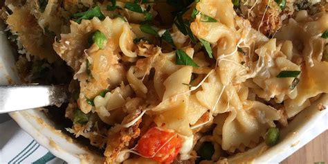 best-crunchy-tuna-casserole-recipe-how-to-make image