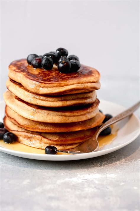 low-carb-almond-flour-pancakes-paleo-delicious image