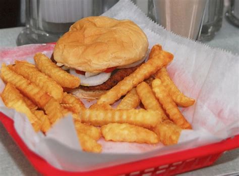 the-15-best-mississippi-dishes-only-in-your-state image