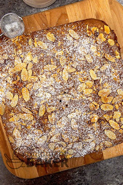 almond-coffee-cake-the-midnight-baker-a-real-treat image