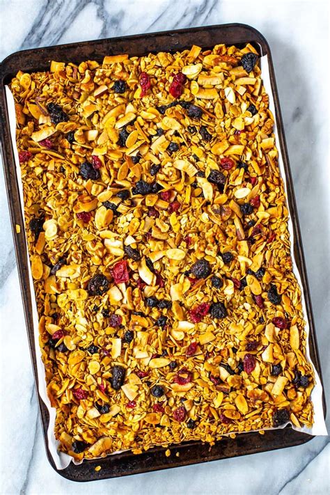 the-best-healthy-homemade-granola-recipe-the-girl image