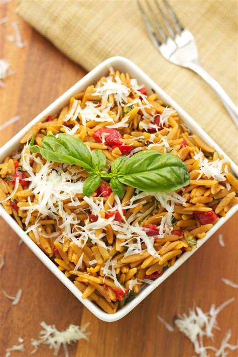 orzo-with-spinach-and-roasted-red-peppers image