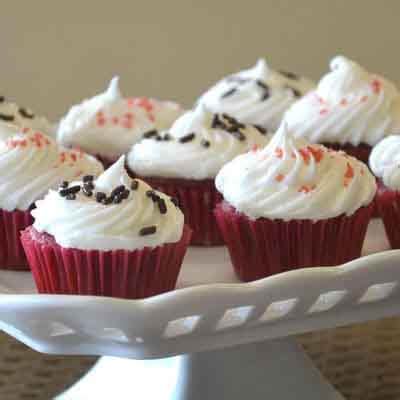 red-velvet-mini-cupcakes-recipe-land-olakes image