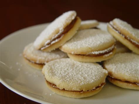alfajores-delicious-south-american-cookies image