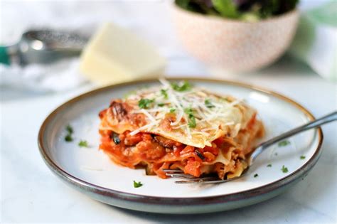 chicken-lasagne-my-fussy-eater-easy-kids image