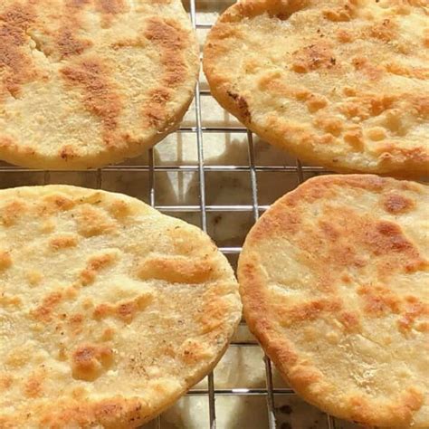 frying-pan-bread-skillet-flatbread-no-yeast-bread-dad image