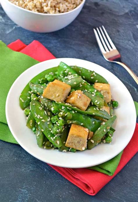 broccoli-tofu-stir-fry-easy-and-healthy-wellplatedcom image