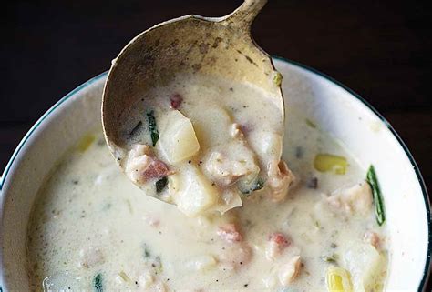 new-england-clam-chowder-recipe-leites-culinaria image