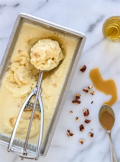 whiskey-ice-cream-with-salted-caramel-boozy image