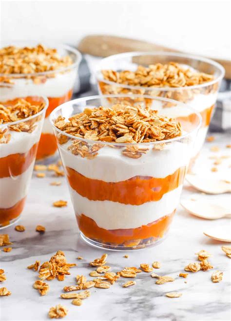 pumpkin-greek-yogurt-parfait-recipe-the-picky-eater image