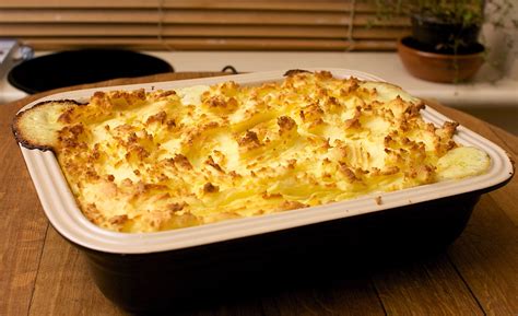 lill-brothers-fish-pie-in-four-steps-recipe-from-bbc image