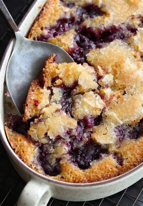 easy-blackberry-cobbler-recipe-cookies image