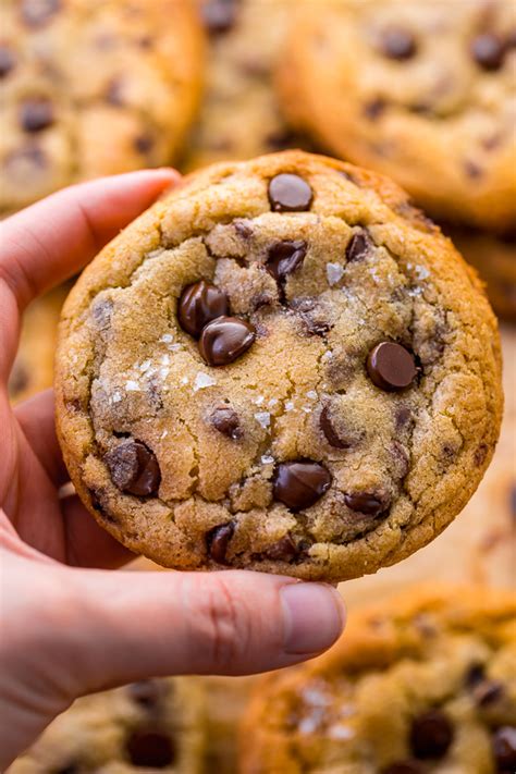 everyday-chocolate-chip-cookies-baker-by-nature image