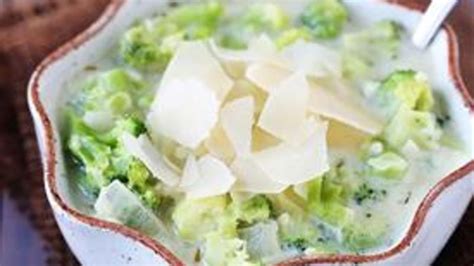 creamy-broccoli-parmesan-soup image