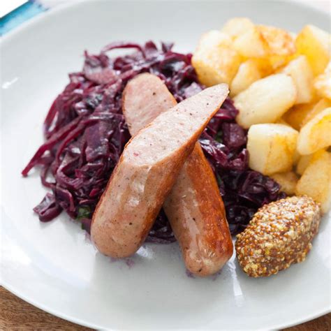 recipe-pan-roasted-bratwurst-with-sweet-and-sour-red image