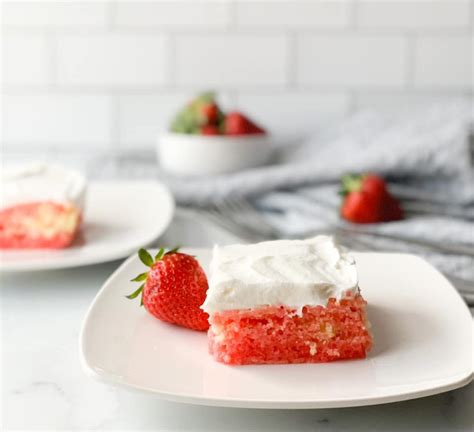 strawberry-poke-cake-weight-watchers-keeping-on image