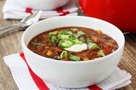three-bean-vegetarian-chili-recipe-food-fanatic image